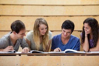 Studentenjobs: Worauf es beim Arbeiten neben dem Studium ankommt